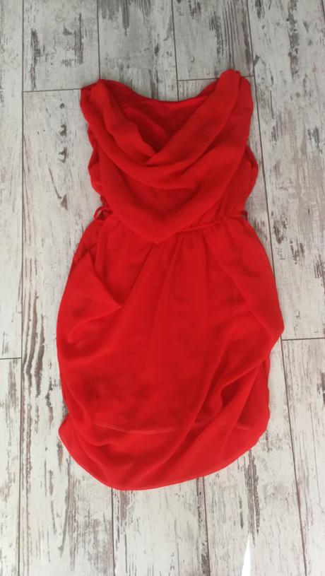 Saty alebo predlzene tricko, s