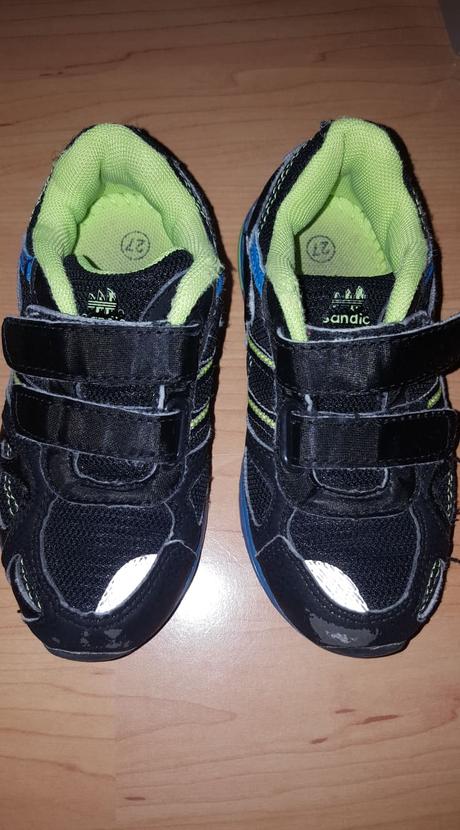 Botasky sandic, 27