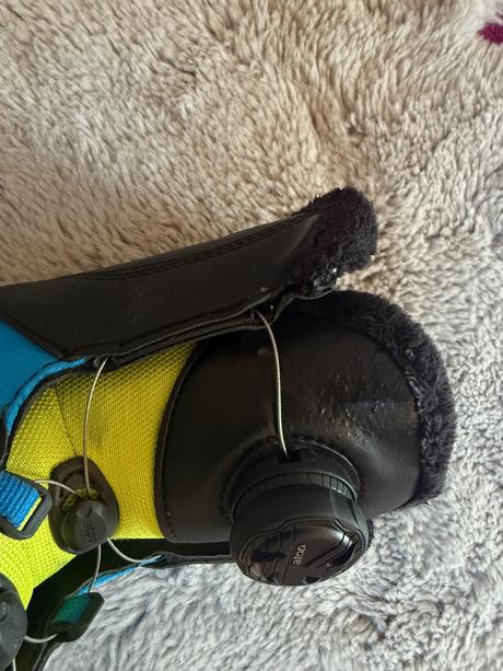 Topanky na snowboard 32, 32