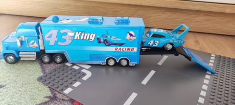 Kamión,,king43,, blesk mcqueen cars autá,