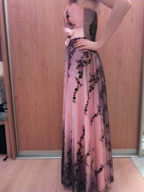 Spoločenské šaty, m