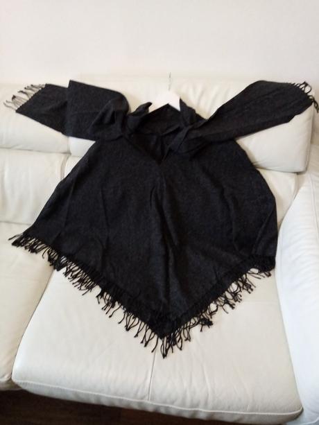 Extravagantné pončo veľkosť 40,41, 40