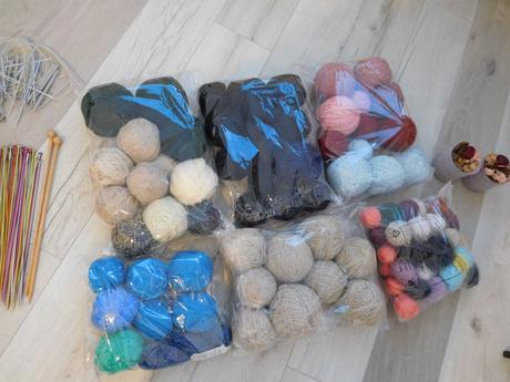 Vlna na ďalšiu tvorbu, čelenky, ponožky, čiapky,,