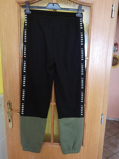 Jordan tepláky veľkosť 13-15 rokov, air jordan,158 / 164 / 170