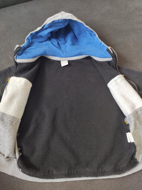 Mikina/trigovica, piazza italia,104