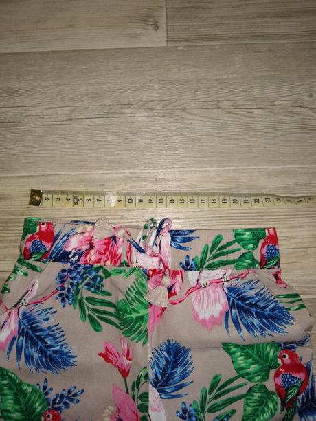 Nádherné háremky, h&m,98