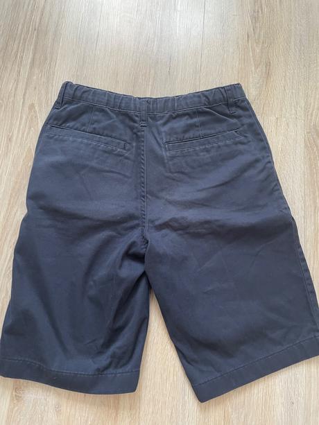 Slušne kraťasy, old navy,140