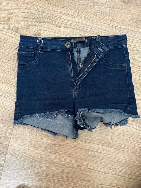 Šortky bershka xs, bershka,xs