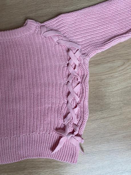 Sveter, reserved,104