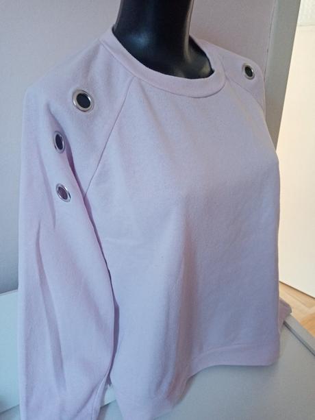 Mikina s kovovou aplikáciou, amisu,l