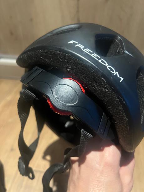 Prilba cyklisticka, m