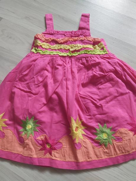 Šaty, early days,80