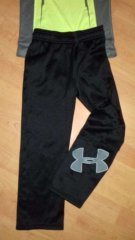 Komplet under armour č.128/7r., under armour,128