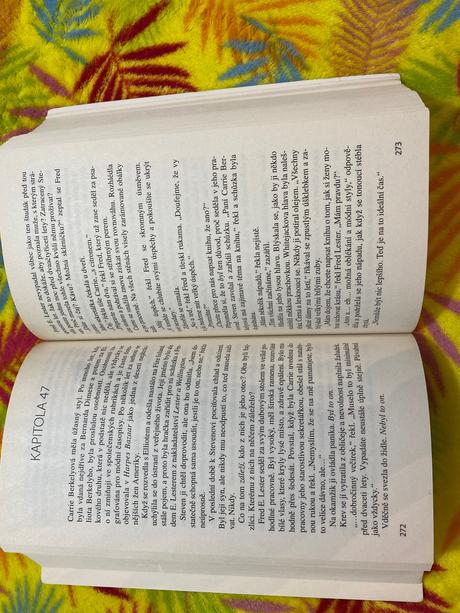 Krásna romantická knižka lucky jackie collins,