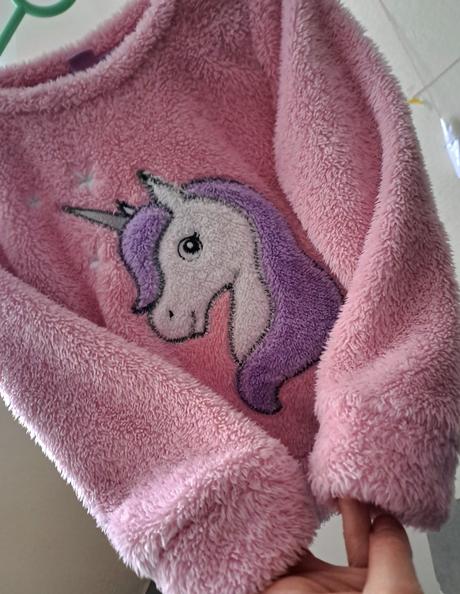 Huňaté svetre 110/116, 116