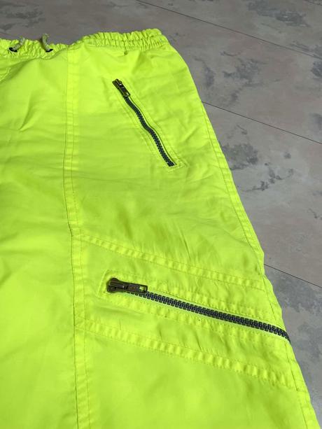 Neónové freestylové otepľovačky, 