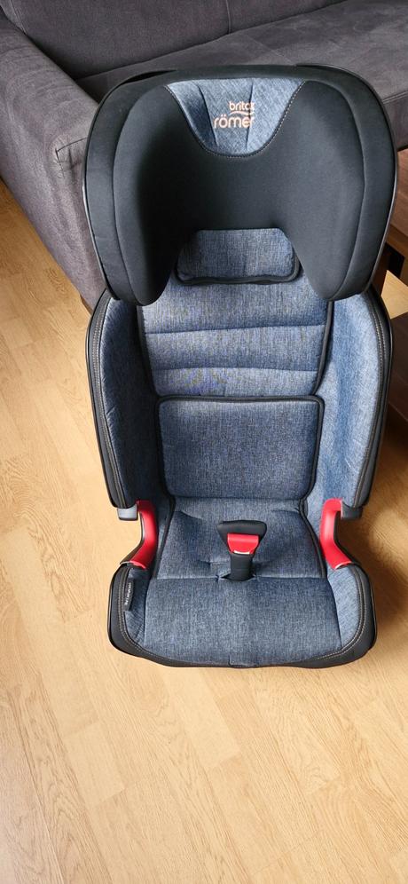 Autosedacka advansafix iv r, britax