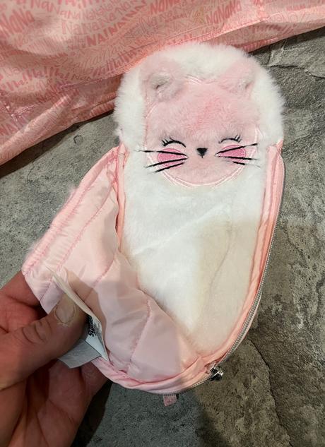 Na na na surprise camping, 