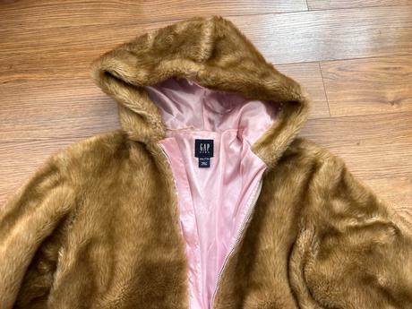 Chlpatá bunda, gap,146