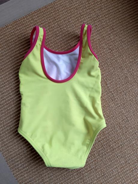 Dievcenske plavky, f&f,86