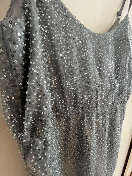 Spoločenske šaty chichi london, 40