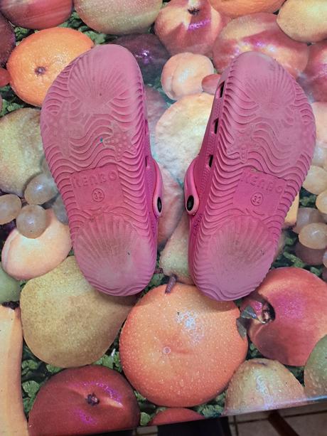 Dievčenské kroky, 32