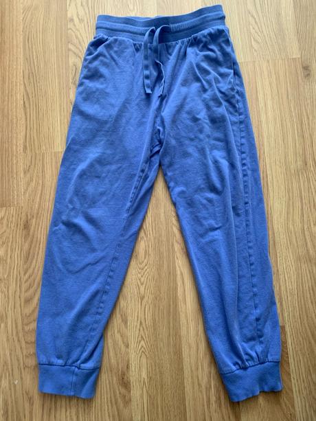 Tenšie tepláky, h&m,140