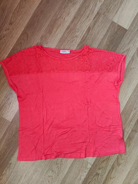 Tričko s čipkou, 44