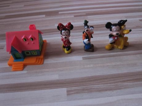 Domček +disney figúrky aj na tortu, 