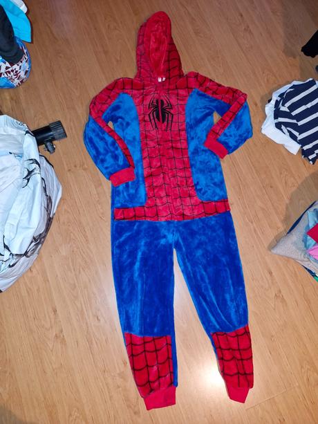 Domaci odev, marvel,152