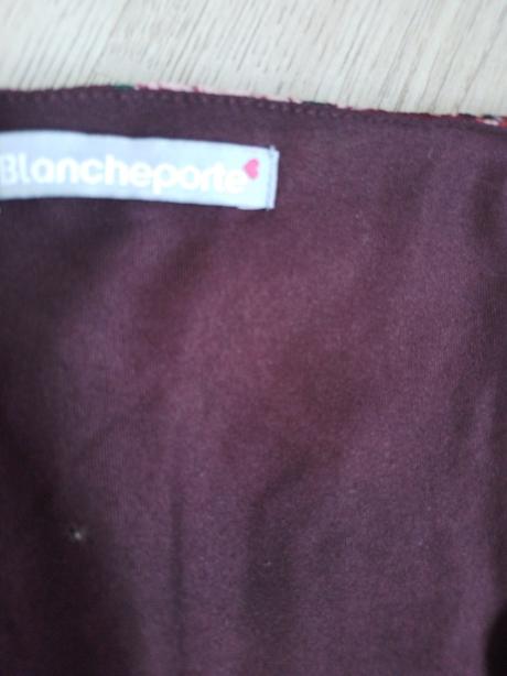 Šifónové šaty, 48