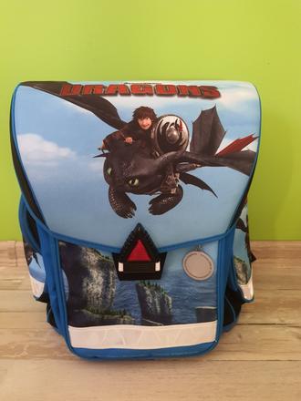 Školská taška ako vycvičiť draka, 