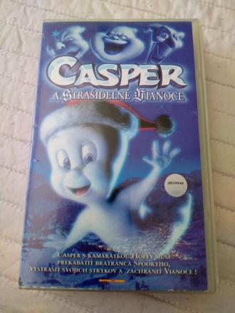 Retro vhs kazeta casper a strašidelné vianoce,