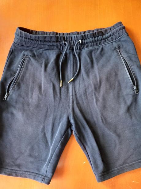 Krátke teplákové nohavice, clockhouse,s