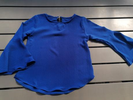 Blúzka pre slečnu, 140