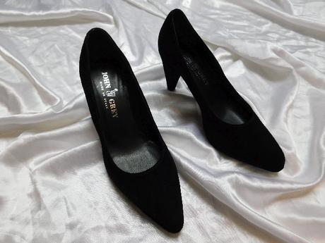 John grey luxusne velmi pekne topanky vel.38,5, 38