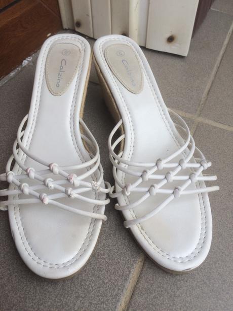 Pohodlné šlapky, 39