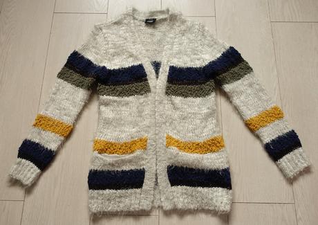 Mäkký sveter page 146/152, 146