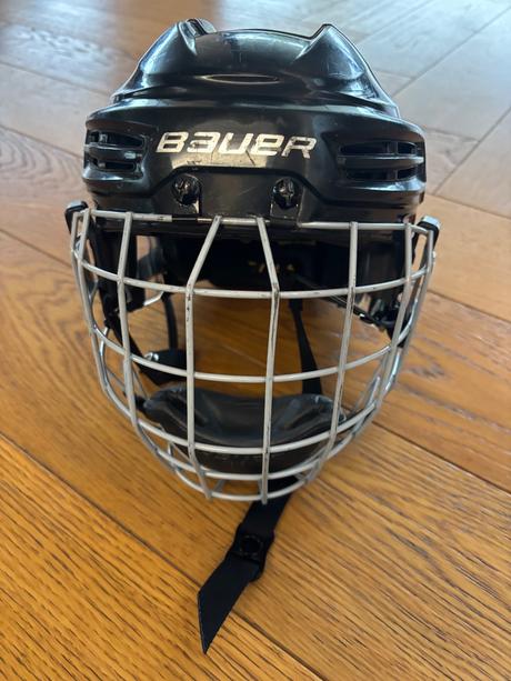 Hokejova prilba bauer, bauer,s