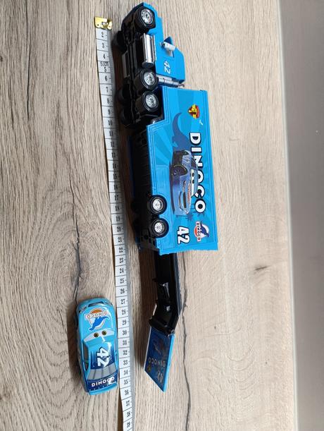 Kamión ,,42,, cars autá mcqueen, 