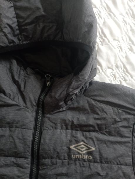 Umbro bunda, umbro,s