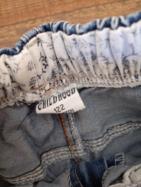 Riflové nohavice, 122