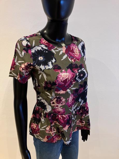 Dámska kvetovaná blúzka krátky rukáv vila (xs), xs