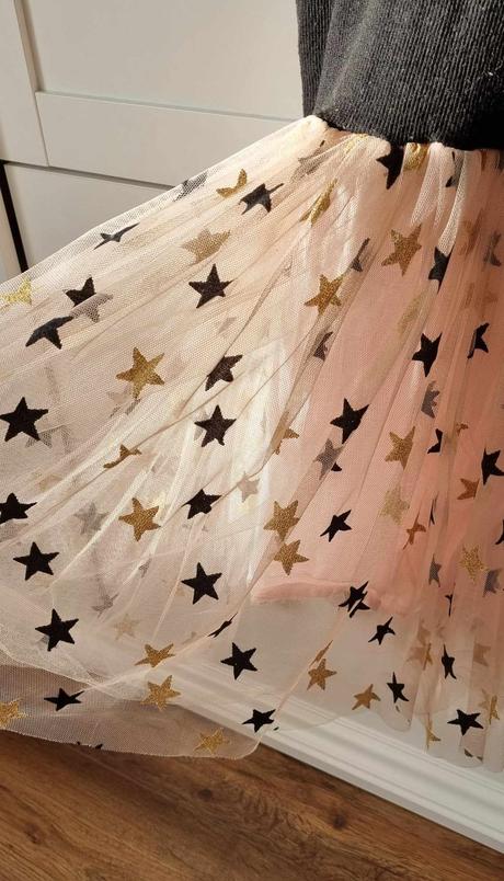 Šatky s hviezdičkami, 116
