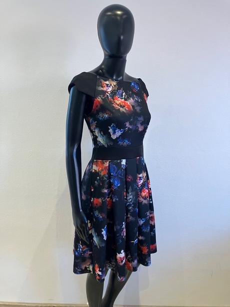 Dámske elegantné šaty kvetované orsay (s), orsay,s