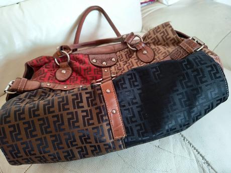 Krásna trendová kabelka,