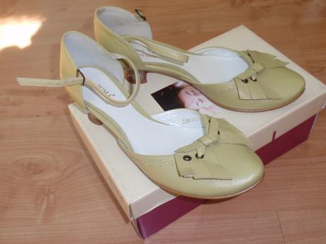 Nenosené kožené topánky  zn. juma, 39