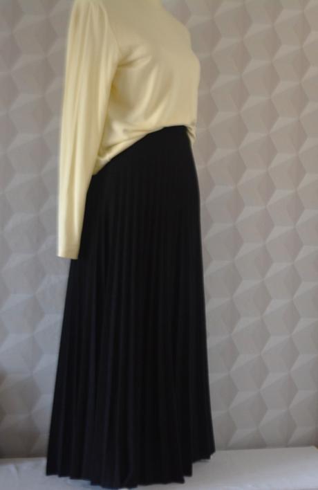 Plisovaná sukňa veľ. m, m