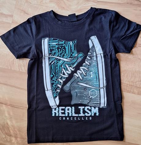 Párkrát oblečené tričko takko, chapter young,134