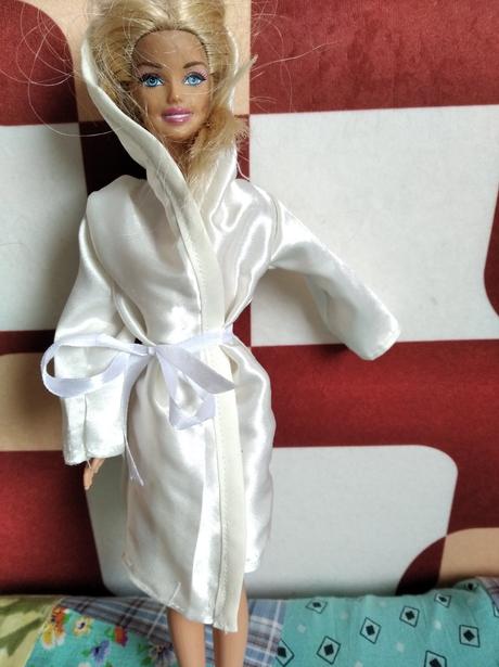 Barbie oblečenie,
